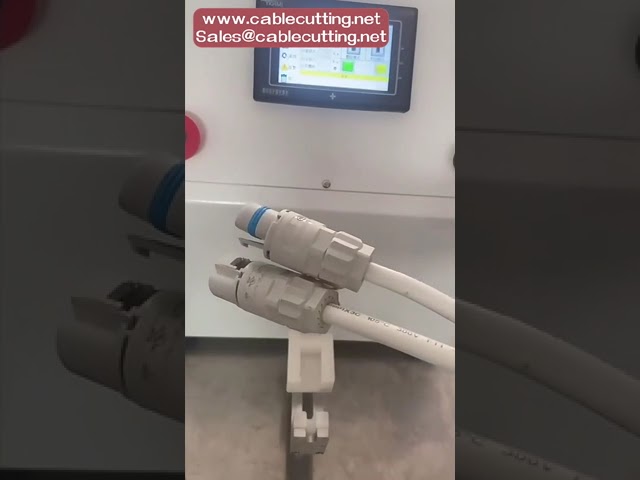 自動ナット締め機 & コネクタナット挿入機 | ワイヤーハーネス組立自動化