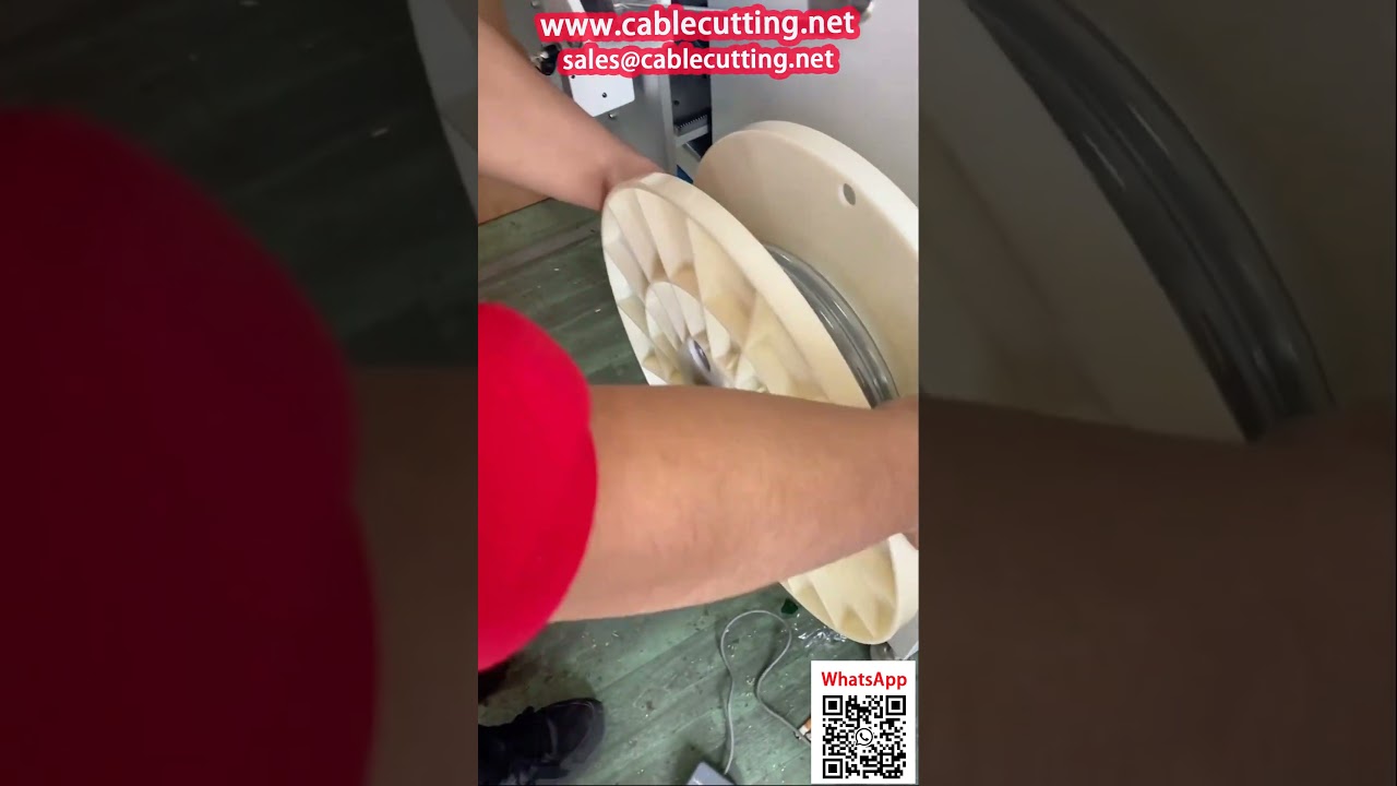 PVCフレキシブルホース用 フラットボビン巻取り・計数機 | 自動包装ライン最適化