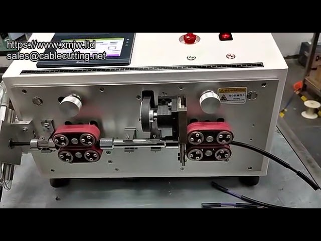 高性能銅線被膜剥離機｜自動剥線機で生産効率向上