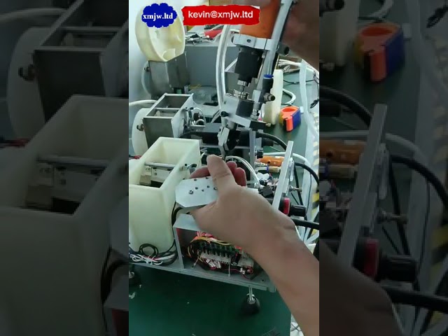ハンドヘルド自動ネジ締め機｜オートロック式スクリュードライバー＆フィーダー【工場の生産性向上】