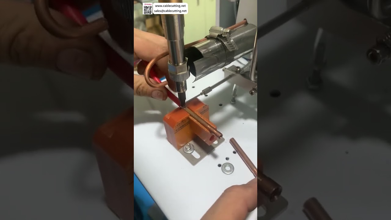 半自動はんだ付け機 8ゲージシリコンワイヤーから銅管への精密溶接ツール