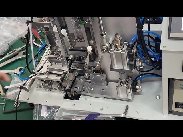 多機能半自動USBケーブルはんだ付け・被覆剥き機 | ワイヤー加工効率化