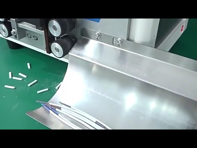 自動被覆剥離・切断機 LY-904-4｜3インチタッチパネル搭載・4輪駆動で丸線・平線対応