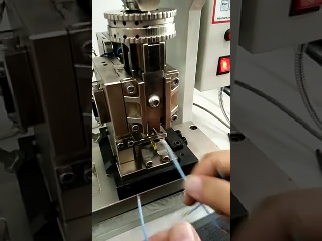 【人気】4トン ケーブル端子圧着機 220V/110V対応 ワイヤーハーネス・銅ラグ圧着機