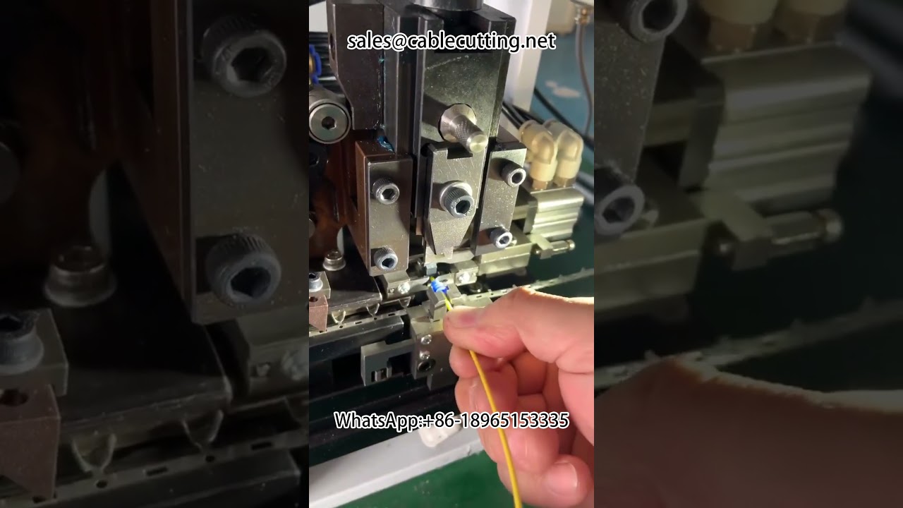 半自動防水プラグ端子圧着機｜ストリッピング・ハーネス組立設備