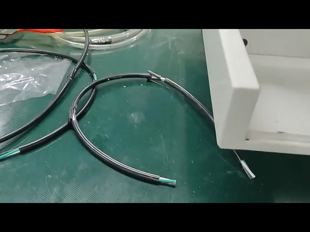 LEDストリングライト製造機 | パティオライト用 中間剥離・切断機