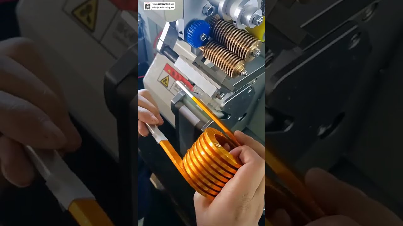 スポットテープ巻き機　ワイヤーハーネス加工向け高速自動絶縁テーピング