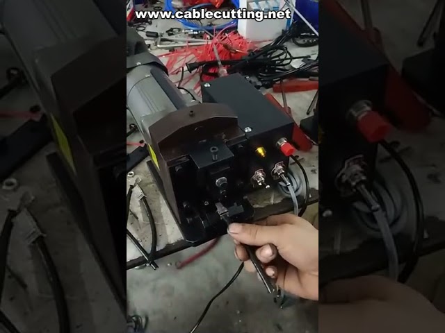 RJ45コネクタ圧着機｜水晶頭・ネットヘッド圧着機 自動ケーブル組立