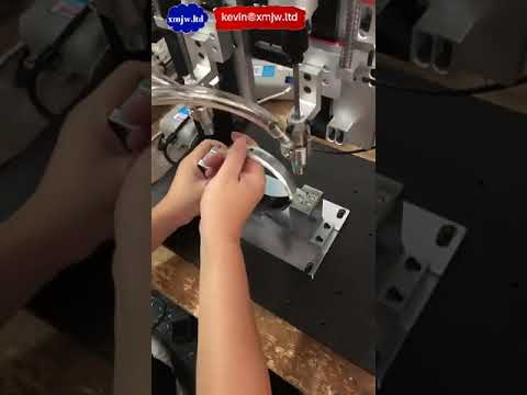 自動ネジ供給装置付きネジロック機｜高速・高精度な産業用組立自動化