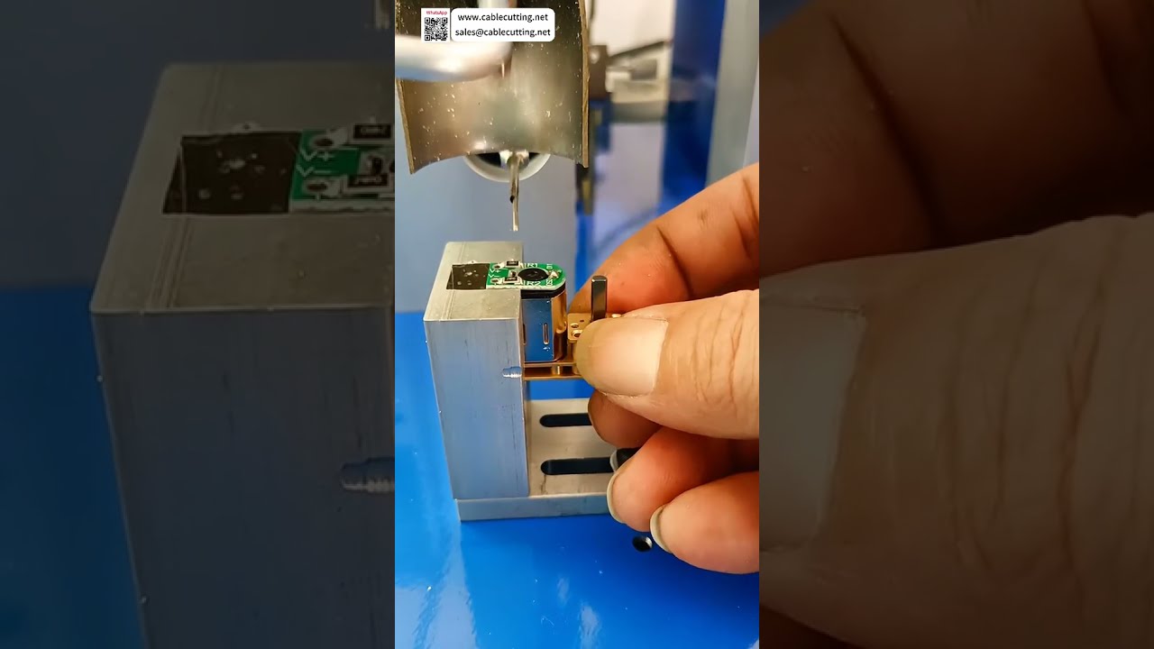 半自動ワイヤーはんだ付け機｜初心者でも簡単操作！高速はんだツールで作業効率アップ