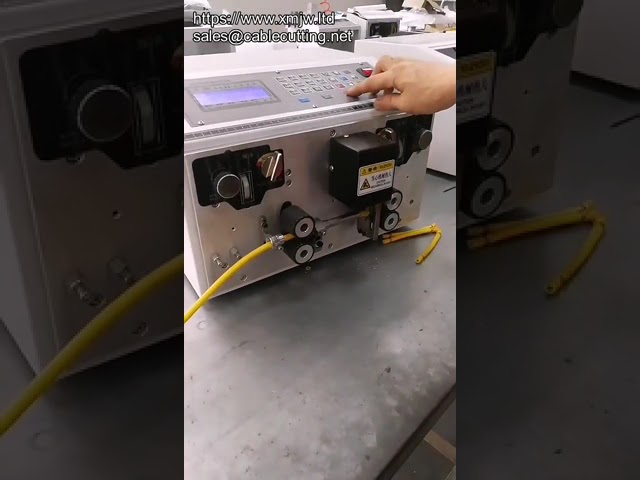 中古自動モーター式電線ケーブル切断・皮むき機 | 高精度高速処理