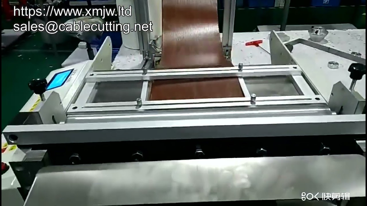 160mm〜1000mm対応 ロール→シート自動セロハン切断機